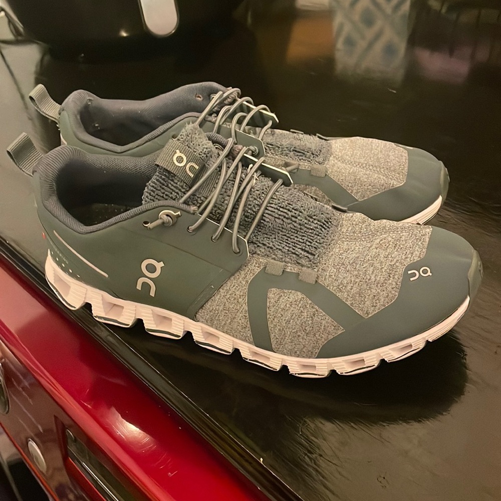 On running terry Size 8